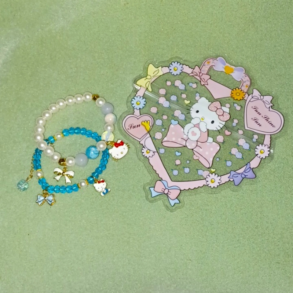 NEW Sanrio Hello Kitty bracelets and Storage Bag